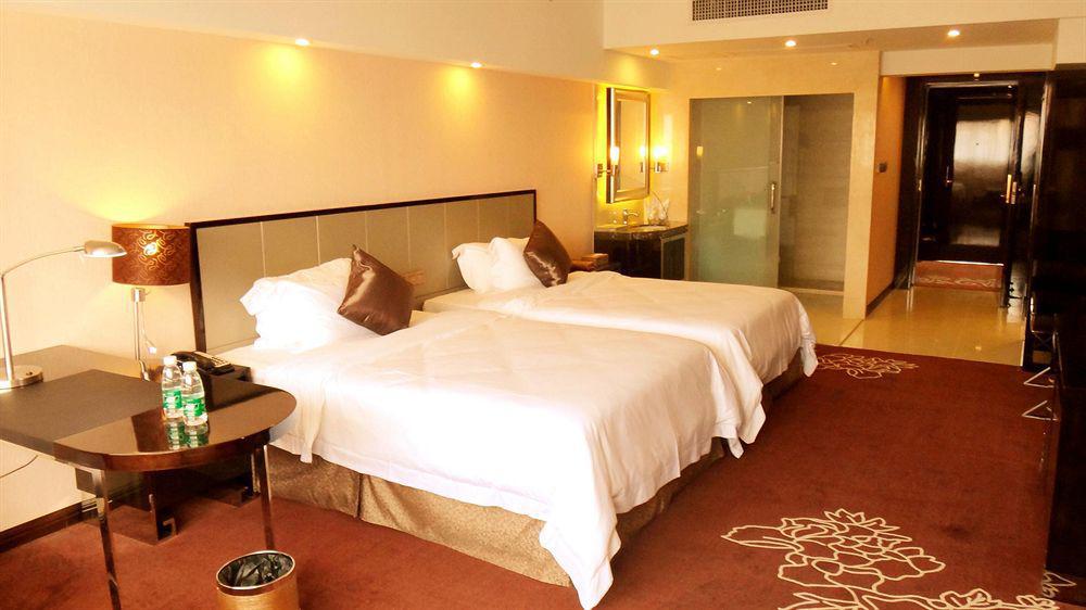 Clayton Hotel-Near Pazhou Exhibition Center Guangzhou Exteriör bild