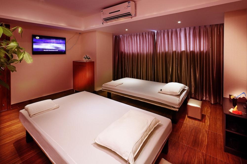 Clayton Hotel-Near Pazhou Exhibition Center Guangzhou Exteriör bild